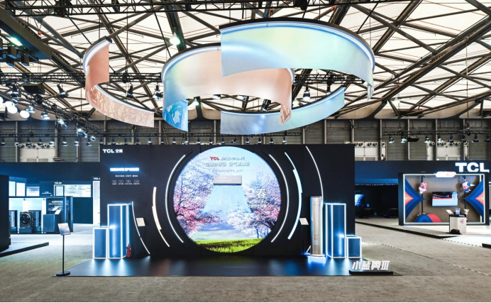 智慧健康新風技術亮相,TCL新風空調小藍翼Ⅲ驚艷AWE2023